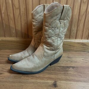 Tan Western Boots for Women
